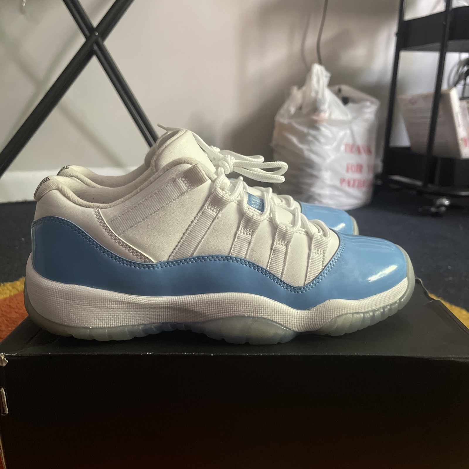 Jordan 11 Low U.N.C