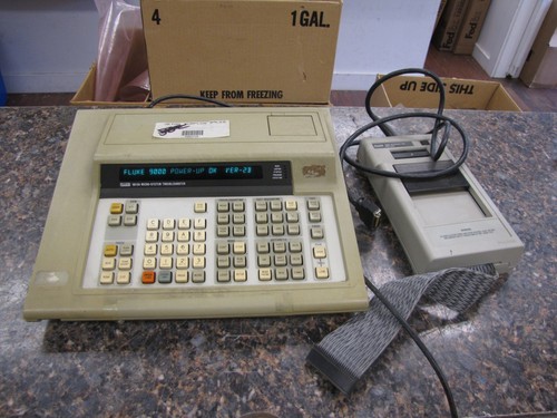 Fluke 9010A Micro-System Troubleshooter Ver-2B with 9000A-Z8000 Interface Pod