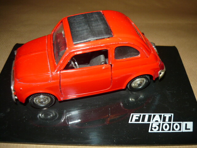 Polistil Fiat 500L Rouge 1968 - 1/25 - Jamais Jouée - En Boîte Avec Livret