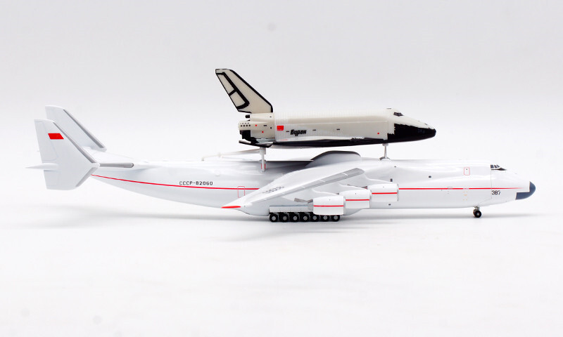 1:400 Scale For Blue wings Antonov An-225 Mriya & RKK Energiya