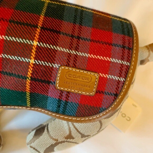 NWT Coach Khaki Signature Stuffed/Collectible Dog 8443 with Plaid