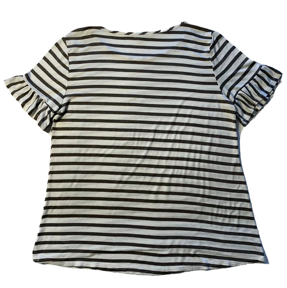 Top de mujer sobre verde rayas blancas y marrones manga fluida con volantes mediana M Foto 2 de 4