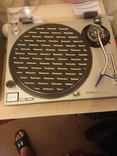 dj mixing decks vinyl