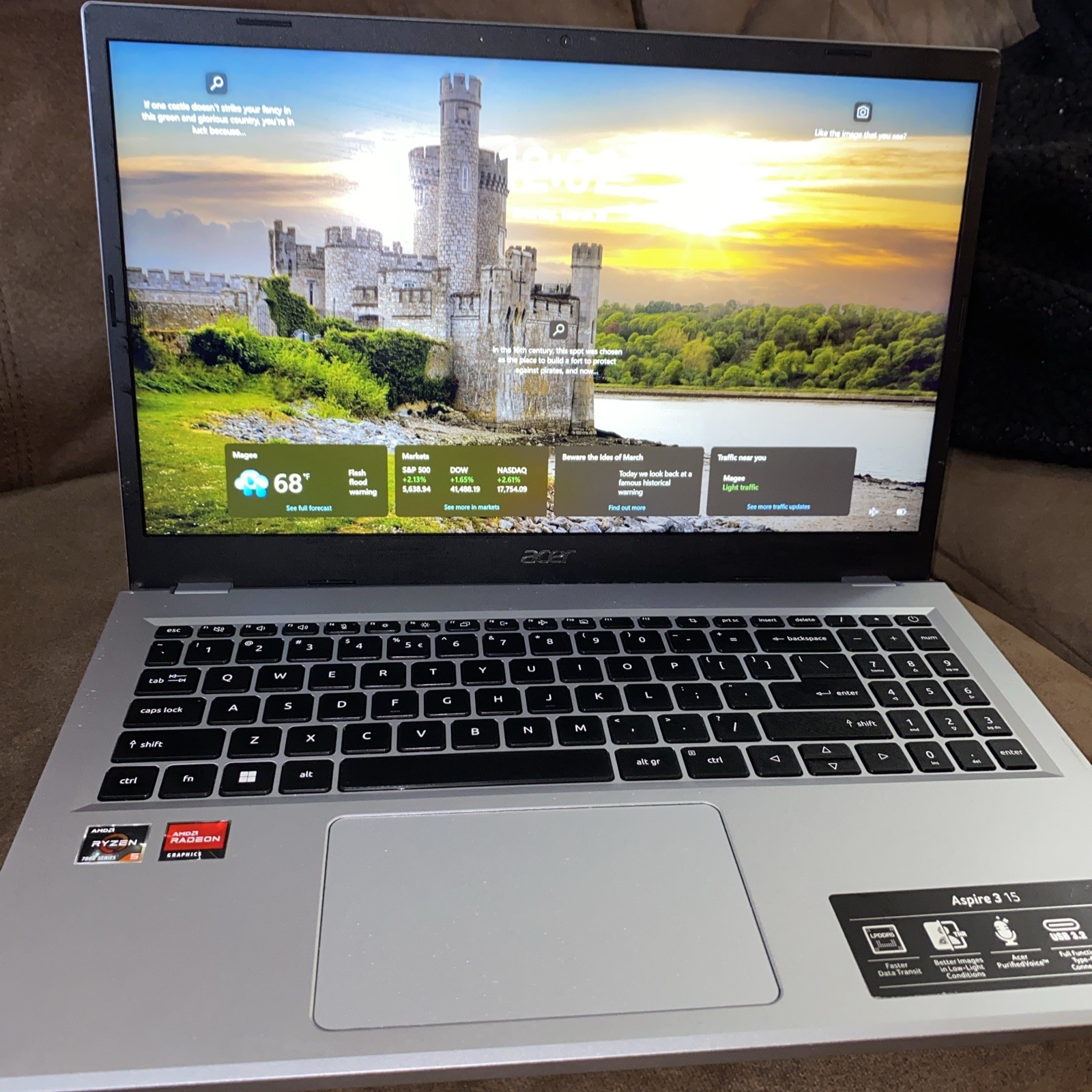 Acer Aspire 3 15.6 Ryzen 5 8GB 512GB SSD Blue Laptop NX.KJZAA.001-image