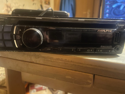CD Receiver CDE 124-SXM