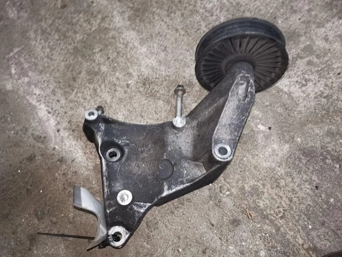 OPEL ASTRA J Klimakompressorhalterung 24459840 2.00 Diesel 70kw 2001 33853183