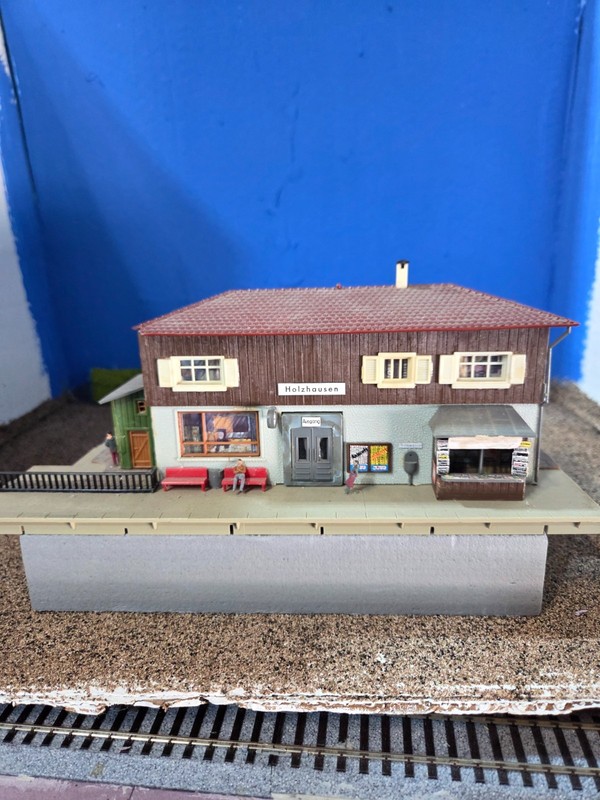 HO GERMAN HOLZHALISEN STATION S 23