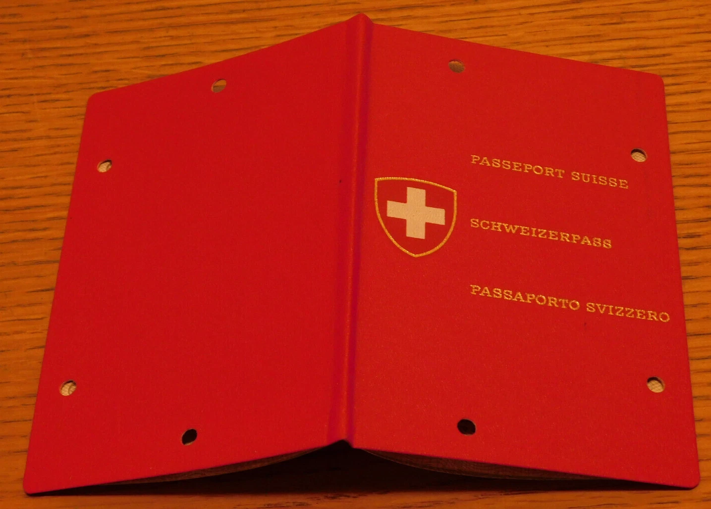 POUR COLLECTIONNEUR ancien PASSEPORT SUISSE ANNULE 1984 Reisepass SWISS PASSPORT - Bild 1 von 7