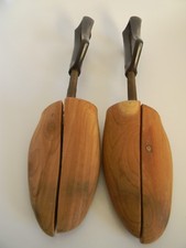 Travel Tree Cedar Wood Shoes Trees by Florsheim