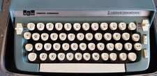 Vintage Smith-Corona SCM Super Stering Typewriter with 10 day typing course thumbnail