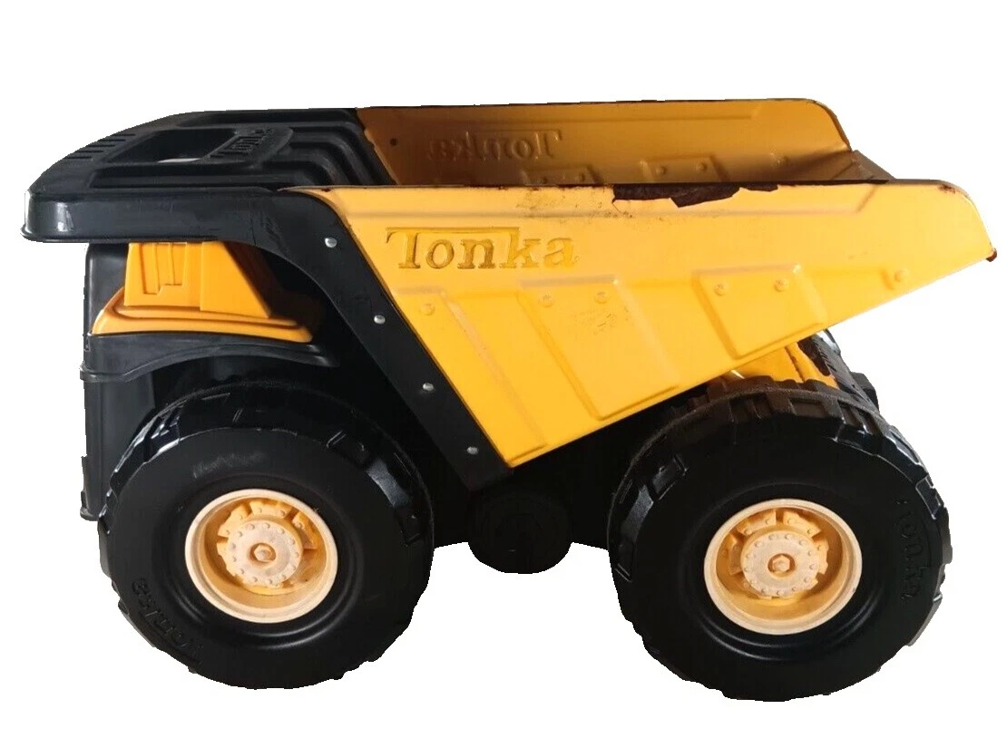 Tonka Plastic 1:9 Scale Diecast Cars, Trucks & Vans