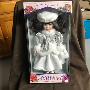 camellia garden doll 1997