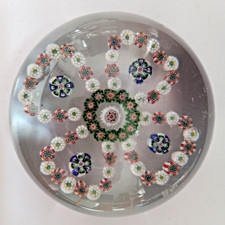 ANTIQUE 19TH CENTURY BACCARAT PAPERWEIGHT