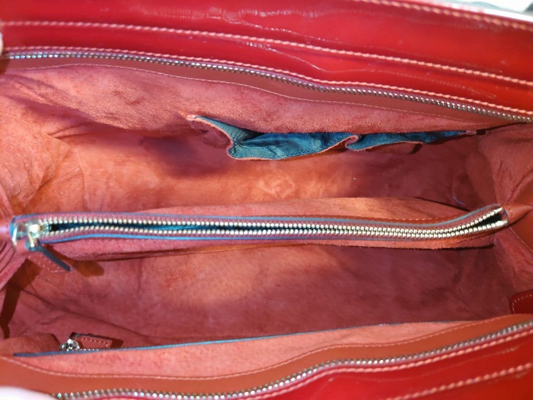 GUCCI Tote Bag Red Enamel Suede Limited Edition Authentic Excellent Condition thumbnail 6