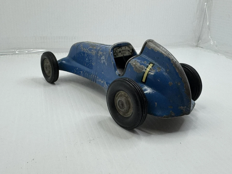 Vintage 1940's L.M. Cox Thimble Drome Special Metal Tether Race Car 'No Engine' - Image 3 of 4