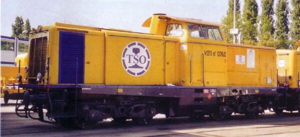 Locomotive Diesel V211 Roco 63983 train miniature HO 1/87 matériel roulant TSO neuf