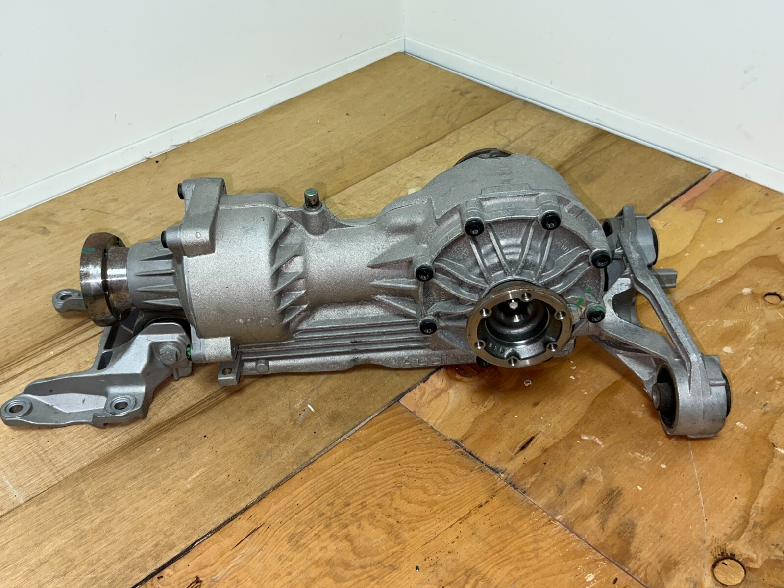 2009 Audi R8 V8 front differential assembly (08-15)