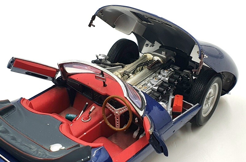 ジャガー AUTOart 1/18 JAGUAR XKSS Autoart 1/18 Scale Diecast DC271022A - Jaguar XK SS - Blue