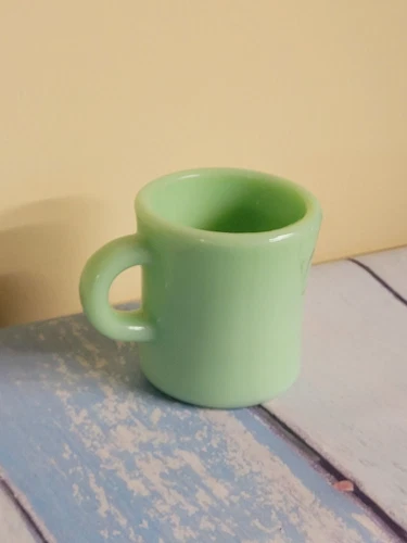 FIRE KING JADEITE RESTAURANT THICK C HANDLE MUG