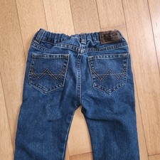Wrangler Boys Medium Wash Straight Leg Jeans 9NLTFRR Size 5T Adjustable Waist