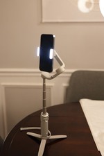 DJI OM 5 Smartphone Gimbal with DJI OM Fill Light Phone Clamp