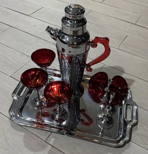 1930s Art Deco Cocktail Shaker Pitcher Chrome Red Bakelite Handle 3 Cups Barware