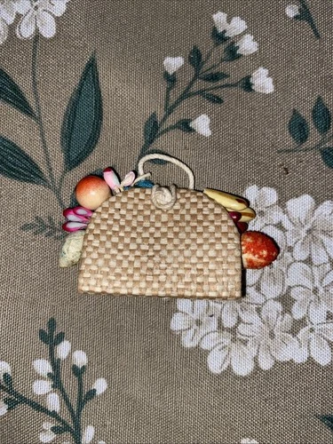 Mattel Barbie Suburban Shopper Straw Fruit Tote Bag Vintage Doll #969