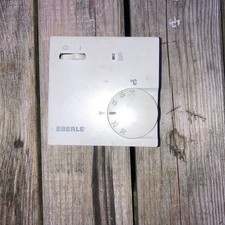 Eberle RTR - E 6202 Raumtemperaturregler mit Netzschalter Ein / Aus und LED Heiz