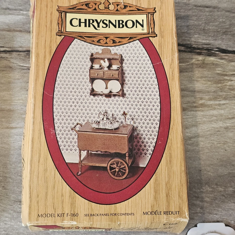 LOTE Kits de Móveis para Casa de Bonecas Chrysnbon House Of Miniatures Cadeira Parcial - Imagem 2 de 4