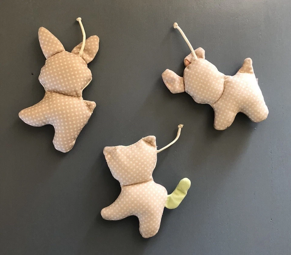 Fisher Price My Little Puppy Swing 3 brinquedos de pelúcia pendurados peça de reposição - Imagem 2 de 2