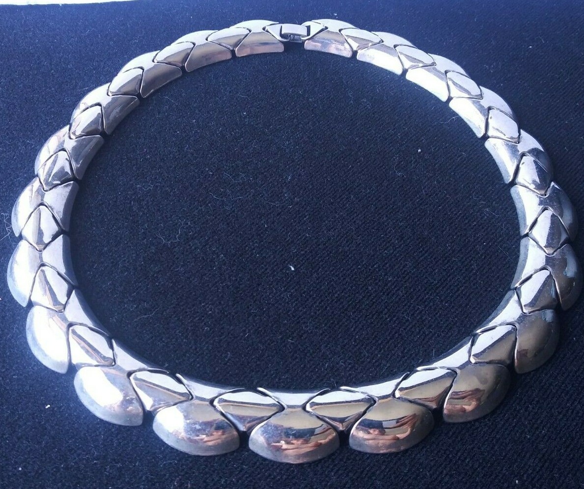 SILVER HALF MOON INTERLOCKING LINK CHOKER, MID CE… - image 3