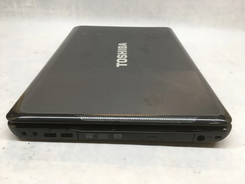 Toshiba Satellite A665-S5170 Laptop 15" Intel i3 1st Gen READ DESCRIPTION -AA - Image 4 of 4