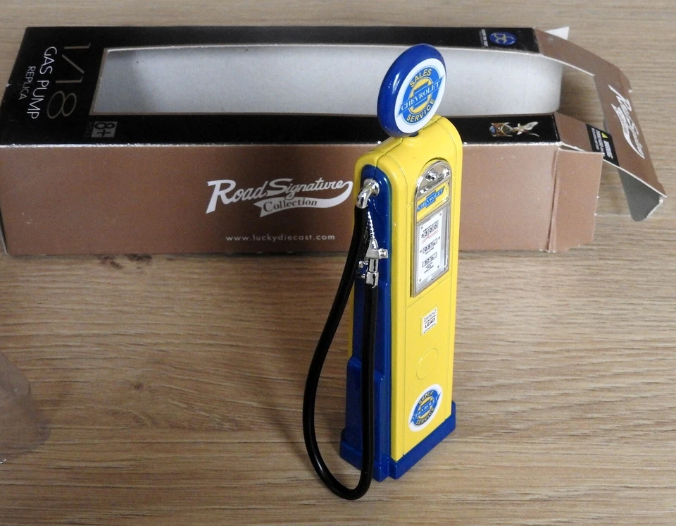 POMPE A ESSENCE " CHEVROLET SERVICE " - 1/18ème - Photo 2/4