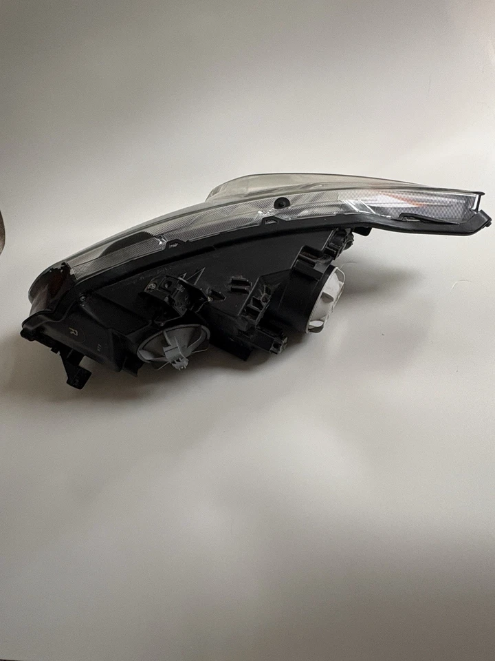 Conjunto de faros OEM para Honda CR-Z 2012 - lado del pasajero (derecho) | pieza usada Foto 2 de 4