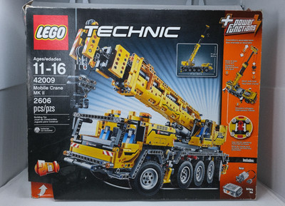 LEGO Technic 42009   Mobile Crane MK II   Used   Complete Manuals   Box Included
