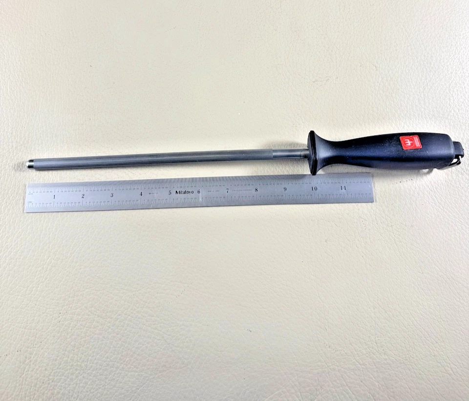 Wusthof Germany Classic Knife Sharpening Honing Rod Wand Steel 9" 4463/23
Opens in a new window or t