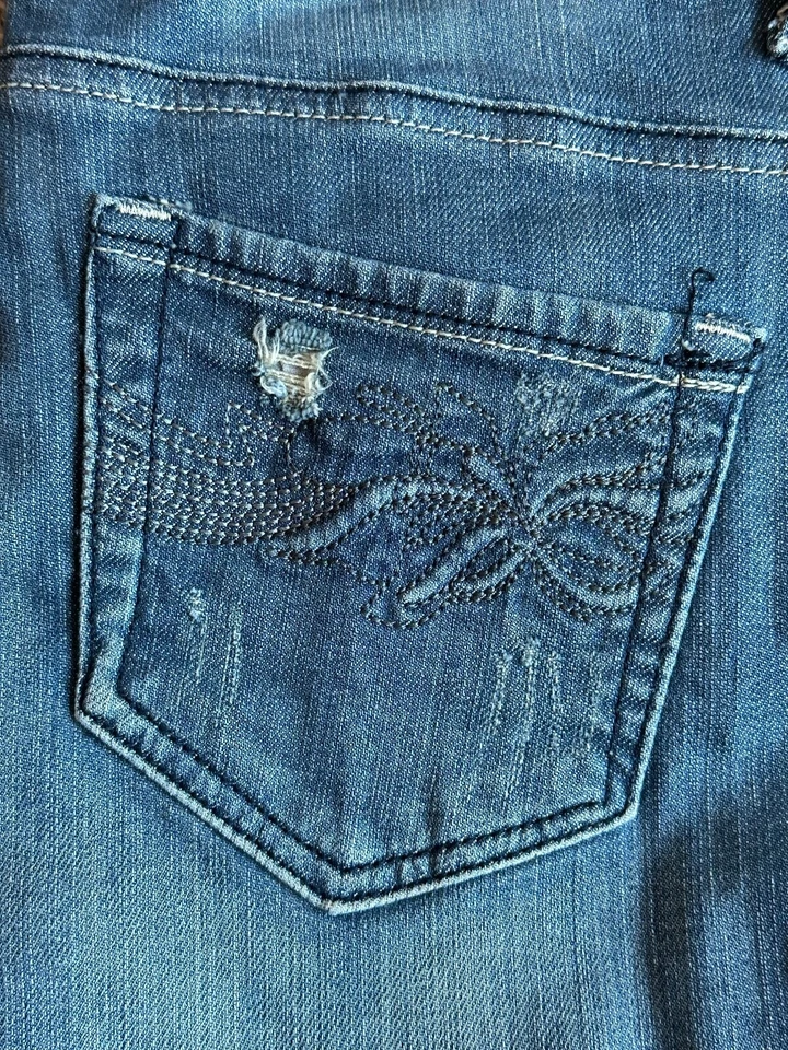 MACHINE Women's Novelle Mode Size US27 Italy 41 Distressed Straight Leg Mid Rise - Image 2 of 4