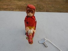 1930s SCHUCO GERMANY TIN AND FELT WIND UP DANCING MONKEY W/ MOUSE - WORKS 