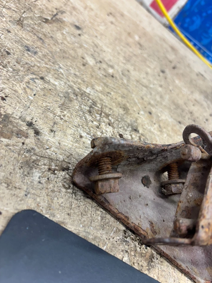 Dodge D100 D150 W150 1981 87 1993 emergencia cable de freno eléctrico soporte de montaje ecualizar Foto 4 de 4