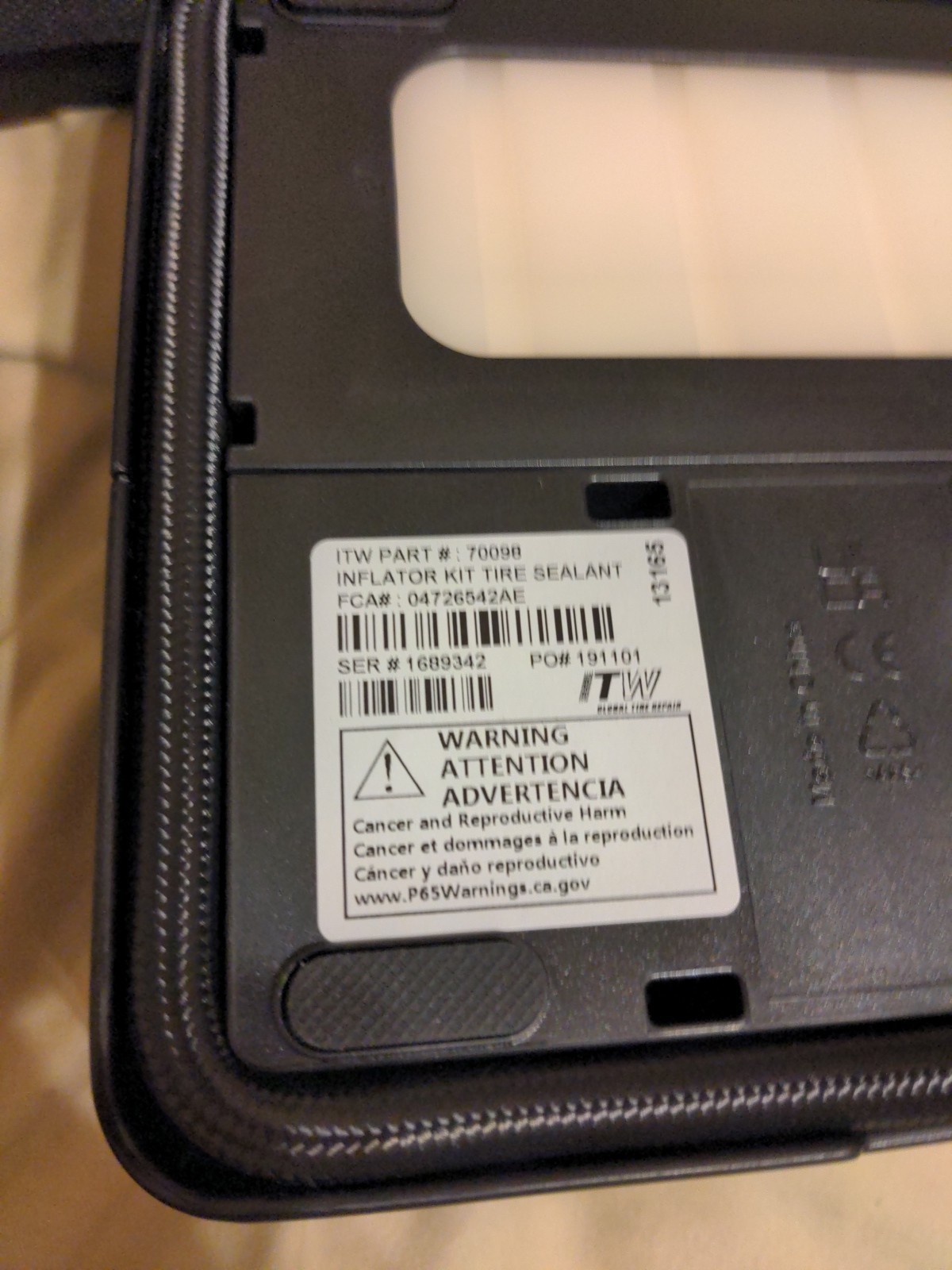 Chrysler Jeep Dodge Ram Mopar Tire/Mobility Inflator kit 12V Pump+Sealant new