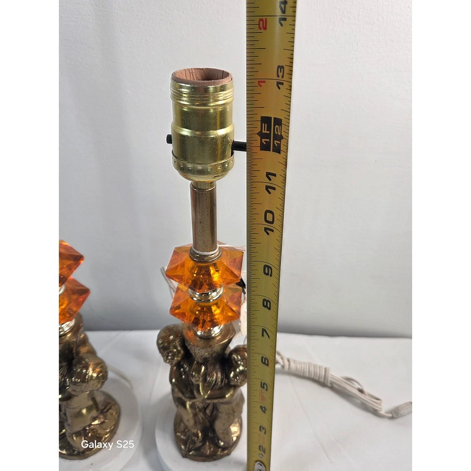 Par de lámparas de mesa vintage de querubín con acento ámbar Hollywood Regency Foto 2 de 4