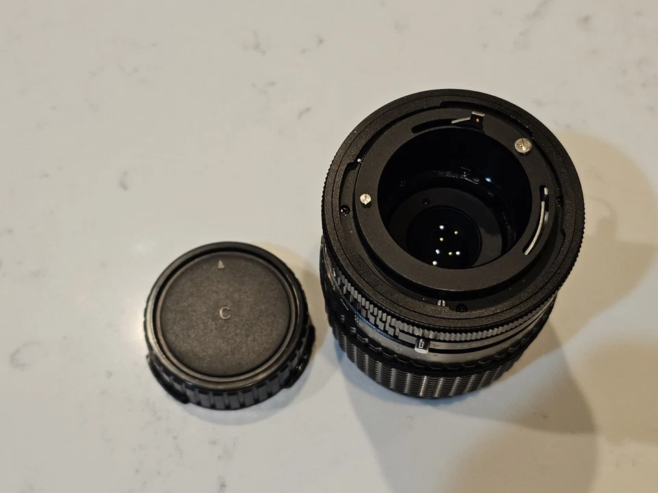 OZUNON 35-75mm MC AUTO ZOOM LENS WITH MACRO f/3.5-4.8 JAPAN CANNON FD MOUNT - Image 4 of 4