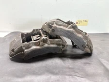 2005 Porsche Cayenne Set of Front Brake Calibers with NEW PADS