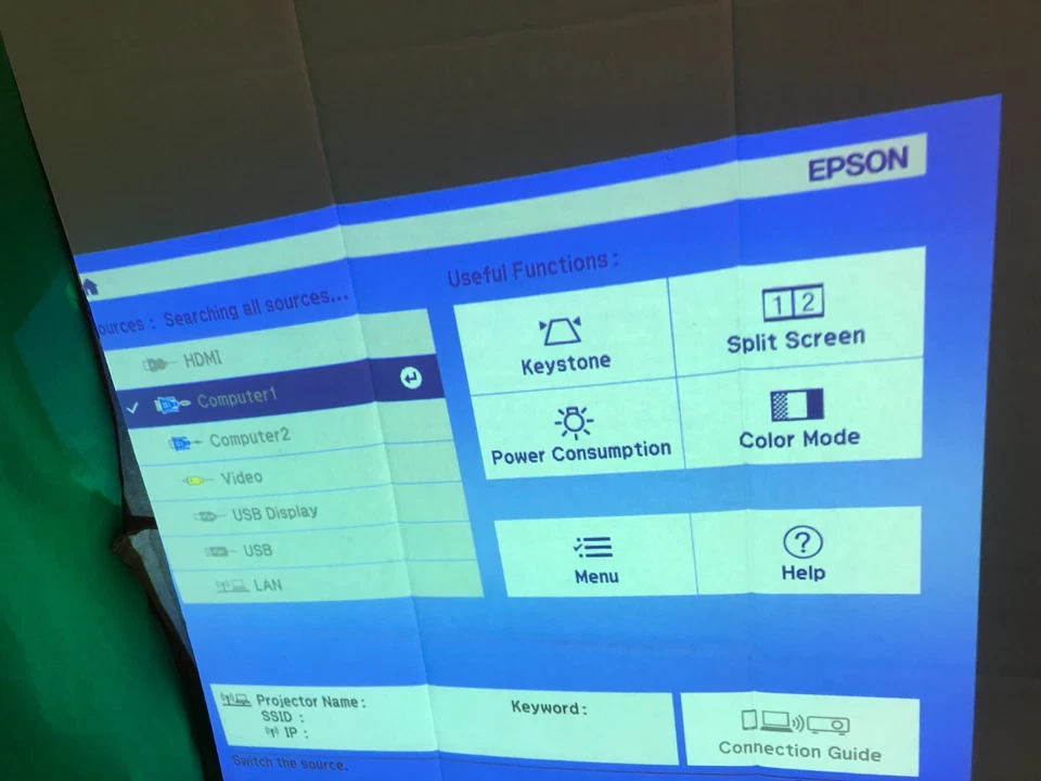 EPSON POWERLITE S39 / H854A 4000 ANSI LUMENS - PROJECTOR - Image 2 of 4