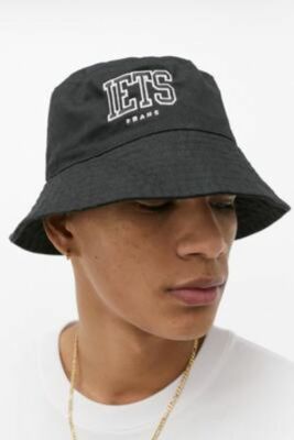 URBAN OUTFITTERS iets frans... schwarzer Varsity Fischerhut NEU KOSTENLOSER UK-VERSAND