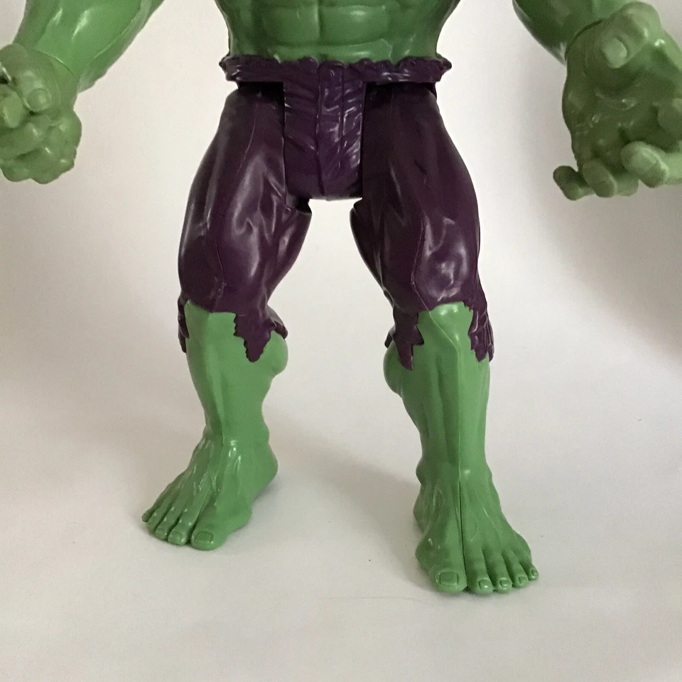 Hasbro Marvel AVENGERS The Incredible HULK 12 Inch Action Figure 2013 - Image 3 of 4