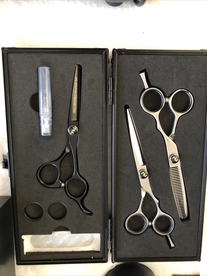 22 Accesorios Paul Mitchell Estuche Rígido de Viaje Rodante Peluquería Foto 3 de 4