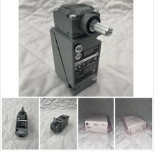 ALLEN BRADLEY 802T-AP Limit Switch, NEMA Type 4 and 13 Oiltight Construction