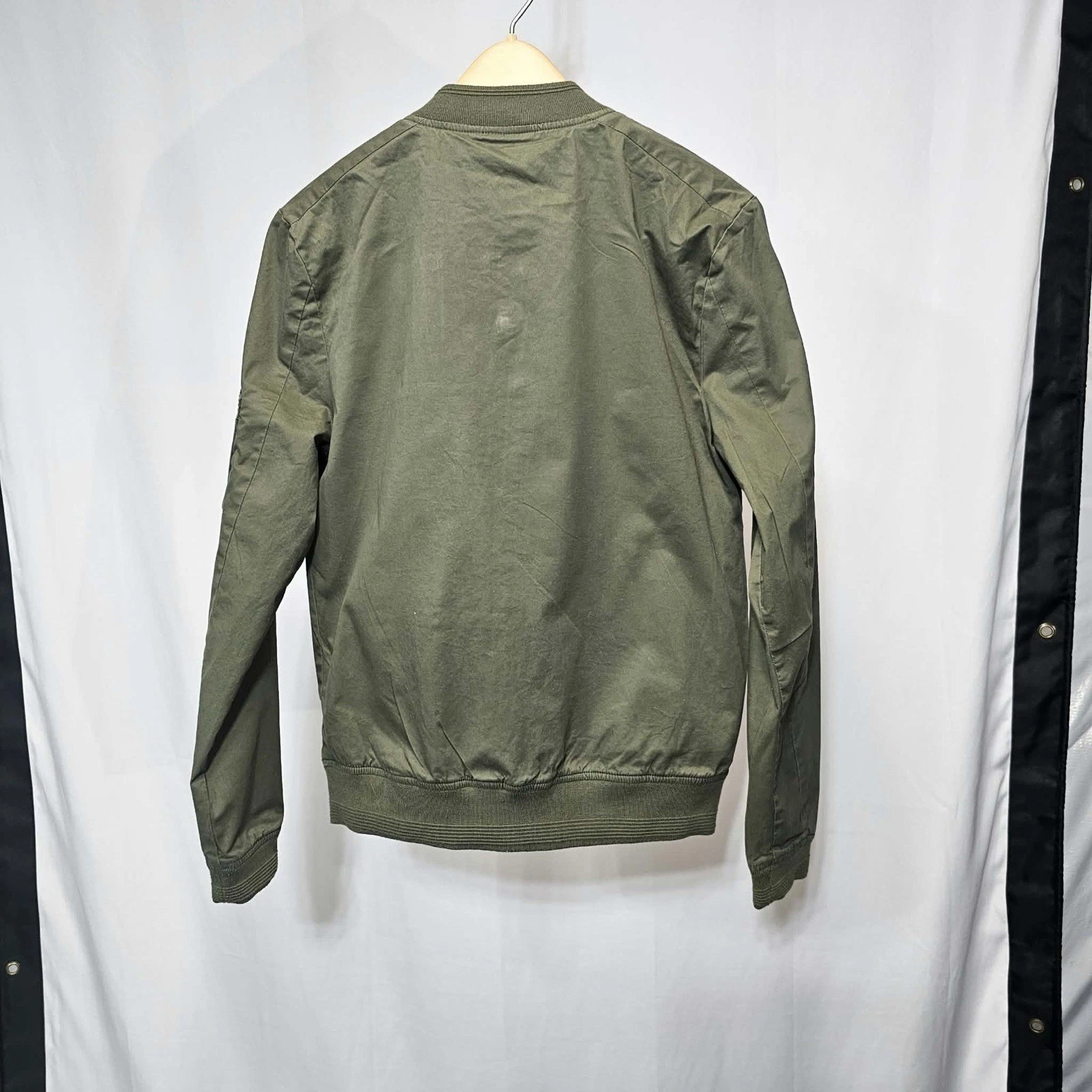 Topman Men's Green Bomber Jacket M – Full Zip Band Collar Short Regular Fit - product detail image 3