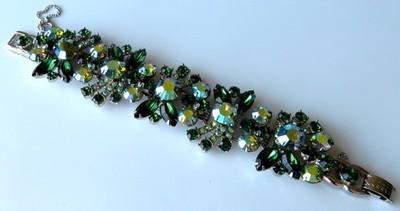 Juliana D&E 1950s-60s Five Link Bracelet Green Iridescent A/B Crystals 7½  Mint